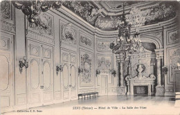 Delcampe - SENS Hotel De Ville La Salle Des Fetes 14(scan Recto-verso) MA1088 - Sens