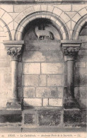 Delcampe - SENS La Cathedrale Ancienne Porte De La Sacristie 16(scan Recto-verso) MA1083 - Sens