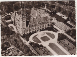 Delcampe - Den Haag - Vredespaleis - (Nederland/Holland) -1957 - Aero-Photo 'Nederland' - Den Haag ('s-Gravenhage)