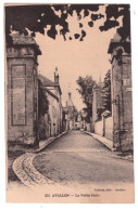 Delcampe - AVALLON La Petite Porte - Avallon