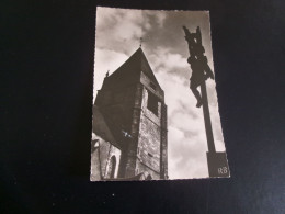 Delcampe - BELLE CPSM AUBIGNY SUR NERE (18)."LE CALVAIRE ET LA TOUR".. - Aubigny Sur Nere