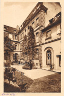 Delcampe - Colmar - Pension Ste Sainte-Anne, Religieuses Dans La Cour - Photo Christophe - Carte De 1938 Non Circulée - Colmar