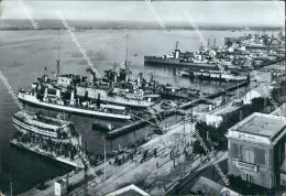 Delcampe - At734 Cartolina Taranto Citta' Navi Alla Banchina - Taranto