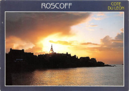 Delcampe - ROSCOFF Le Clocher De L Eglise N D De Kroaz Baz Au Couchant 19(scan Recto-verso) MA1122 - Roscoff