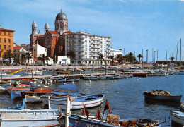 Delcampe - SAINT RAPHAEL Un Coin Du Port La Cathedrale 9(scan Recto-verso) MA1169 - Saint-Raphaël