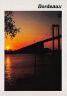 Delcampe - BORDEAUX Coucher De Soleil Sur Le Pont D Aquitaine Et La Garonne 7(scan Recto-verso) MA1197 - Bordeaux