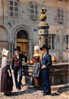Delcampe - AURILLAC Place St Geraud Le Groupe Danseurs Et Chanteurs De L Ecole Auvergnate D Aurillac 13(scan Recto-verso) MA1195 - Aurillac