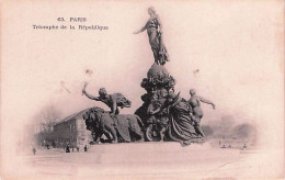 Delcampe - 75  - PARIS - Statue  " Triomphe De La République  " - Statuen