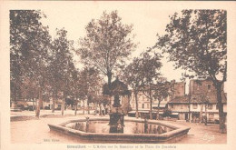 Delcampe - X1705 TARN GRAULHET L' ARBRE SUR LA FONTAINE ET LA PLACE DU JOURDAIN AUTOBUS PETIT PLAN DEVANT GRAND HOTEL DURAND - Graulhet