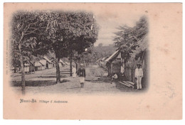 Delcampe - MADAGASCAR - NOSSI BE Village à Audouane (carte Animée) - Madagascar