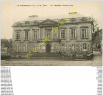 Delcampe - 14.  FALAISE .  Hôtel De Ville . - Falaise