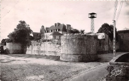 Delcampe - GUINGAMP Le Vieux Chateau 7(scan Recto-verso) MA1217 - Guingamp