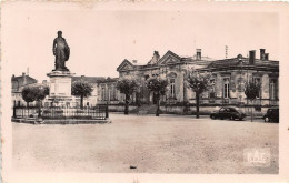 Delcampe - ST JEAN D ANGELY Place Regnaud 16(scan Recto-verso) MA1292 - Saint-Jean-d'Angely