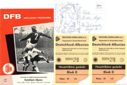 Delcampe - Fussball Dortmund Länderspiel Deutschland Gegen Albanien 08.04.1967 Lot Mit 2 Eintrittskarten, Programmheft Und AK Mit U - Fussball