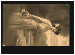 Delcampe - AK Frauen: Frau Mit Blumenstrauß Im Park, Pforzheim 16.12.1912 - Mode