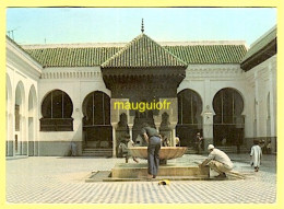 Delcampe - MAROC / FEZ (FÈS) / LA KARAOUINE : VASQUE ET PAVILLON AUX ABLUTIONS - Fez