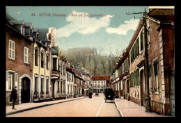 Delcampe - 57 - BITCHE - RUE DE SARREGUEMINES - CARTE COLORISEE - Bitche