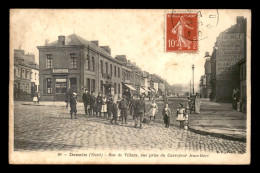 Delcampe - 59 - DENAIN - RUE DE VILLARS, VUE PRISE DU CARREFOUR JEAN BART - COIFFEUR ARTHUR DUBOIS - Denain