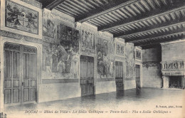 Delcampe - 59 - DOUAI - Hôtel De Ville - La Cheminée De La Salle Gothique - Douai