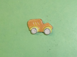 Delcampe - Fèves / Fève / Sports : Croustipâte , En Voiture , 2004 P 38 , Dos Plat  T158 - Sports