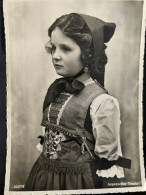 Delcampe - CPA Suisse - Enfant En Costume Traditionnel D'Appenzell - Appenzeller Tracht - Abbildungen