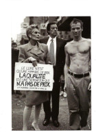 Delcampe - 34433 - Dockers Lewi Strauss Le Luxe N'est Qu'une Affaire De Prix Torse Nu - Mode