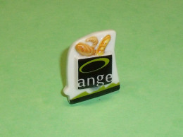 Delcampe - Fèves / Fève / Autres / Divers / Alimentation : Boulangerie Ange 2020   T165 - Autres & Non Classés