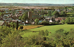 Delcampe - (RECTO / VERSO) TREGARON EN 1982 - GENERAL VIEW - BEAU TIMBRE -  FORMAT CPA - Cardiganshire