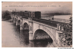 Delcampe - CAR-AHRP8-0370-64 - HENDAYE - Le Pont Internationale Du Chateau De Fer Sur La Bidassoa - Hendaye