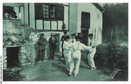 Delcampe - CAR-AHRP4-0167-64 - GUETHARY - Pays Basque - Danseurs Basques - Danse Du Fundango - Guethary
