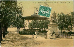 Delcampe - 64.PAU.PLACE ROYALE.STATUE HENRI IV - Pau