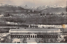 Delcampe - 64 - PAU - SAN43813 - La Gare - La Gave - Les Pyrénées - CPSM 14x9 Cm - Pau