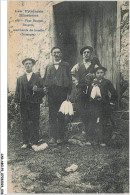 Delcampe - CAR-ABOP2-0115-64 - Les Pyrénées Illustrées - PAYS BASQUE - Bergers - Marchands De Breuils - Pau