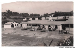 Delcampe - CAR-AEJP7-0356-64 - GUETHARY - Le Village Du T.C.F La Terasse Et L'ensemble Des Batiments - Guethary