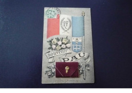 Delcampe - 64. N°150099 .pau .souvenir .carte A Systeme Multivues - Pau