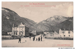 Delcampe - CAR-AEQP15-0783-64 - LARUNS - Place Exterieure Et Avenue De La Gare - Laruns