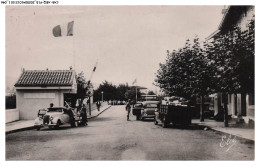 Delcampe - CAR-AEQP15-0790-64 - HENDAYE-PLAGE - Le Pont International - Hendaye