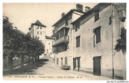 Delcampe - CAR-ADCP7-0449-64 - ESPELETTE - Village Coquet - Allée De L'église - Espelette