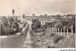 Delcampe - CAR-AAJP6-61-0561 - LE MERLERAULT - Route De Paris - Le Merlerault