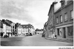 Delcampe - CAR-AAJP6-61-0554 - TRUN - Place De La République - Trun
