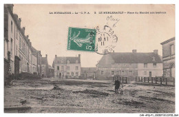 Delcampe - CAR-AFQP1-0033-61 - LE MERLERAULT - Place Du Marché Aux Bestiaux - Le Merlerault