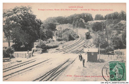 Delcampe - CAR-AFQP1-0022-61 - L'AIGLE - Passage A Niveau - Route De La Ferté-fresnel - Arrivée De L'express Granville-paris - L'Aigle