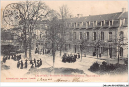 Delcampe - CAR-AAAP9-61-0666 - ARGENTAN - Pensionnat De L'éducation Chretienne - Cour Interieure - Carte Decollee - Argentan