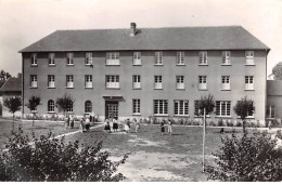 Delcampe - 61 - ALENCON - SAN29338 - Centre Des Châtelets - La Maison De Retraites Et Sessions - CPSM 14X9cm - Alencon