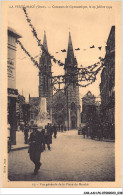 Delcampe - CAR-AAHP6-61-0495 - LA FERTE-MACE - Vue Générale De La Place Du Marché - Concours De Gymnastique - La Ferte Mace