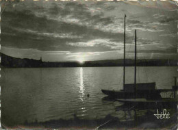 Delcampe - Carte Postale - 74 - Annecy - Lac D'Annecy - Au Crépuscule - Carte Dentelée - CPSM Grand Format - Voir Scans Recto-Verso - Annecy