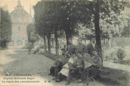 Delcampe - Carte Postale Ancienne - 94 - Vincennes - Hopital Militaire Bégin - Le Repos Des Convalescents - Animée - Militaria - CP - Vincennes
