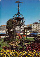 Delcampe - Carte Postale 88. Epinal  La Cloche De Loughborough  Très Beau Plan - Epinal