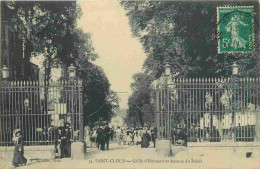 Delcampe - Carte Postale Ancienne - 92 - Saint Cloud - Grille D'Honneur Et Avenue Du Palais - Animée - CPA - Oblitération De 1911 - - Saint Cloud