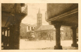 Delcampe - CPA-12- MILLAU - Les Colonnades Et Notre-Dame- Ed. "Flim" N° 104_ TBE _2 Scans - Millau